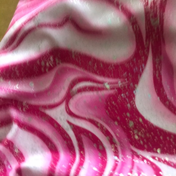 Snowflake Designs Child Medium Leotard Raspberry - Picture 2 of 6